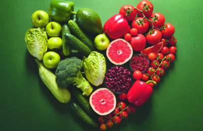 veritable-pyramide-alimentaire-assortiment-nature-morte
